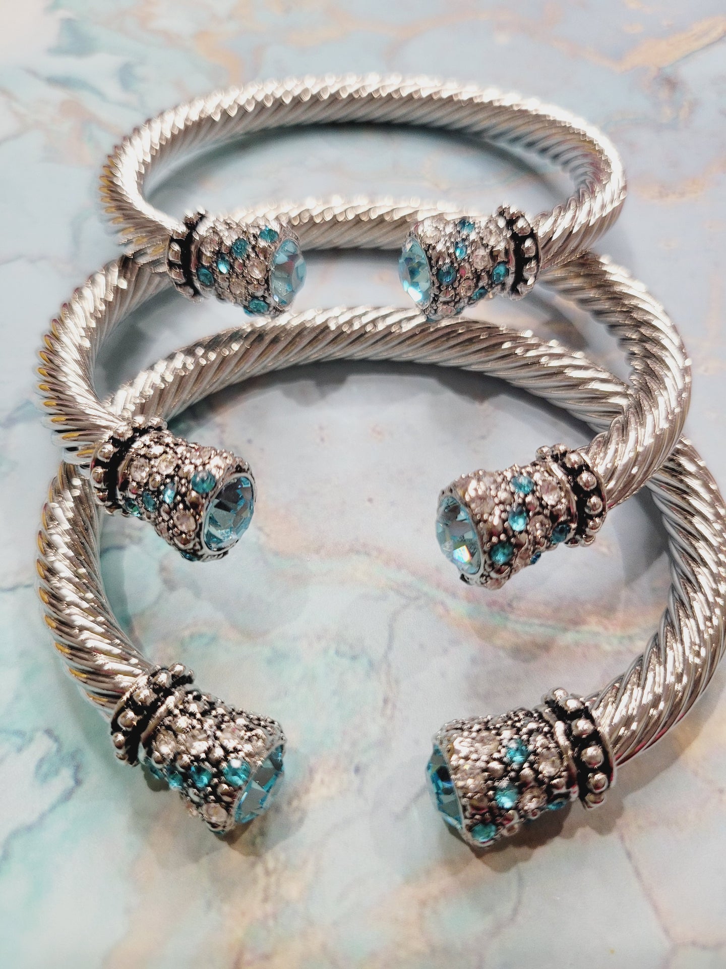 LIGHT BLUE BANGLES